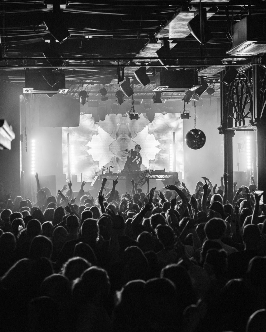 Concorde 2 dancefloor